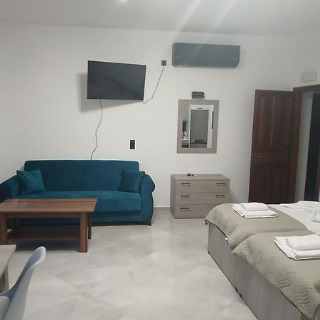 Kastello Apartment Megisti Luaran gambar