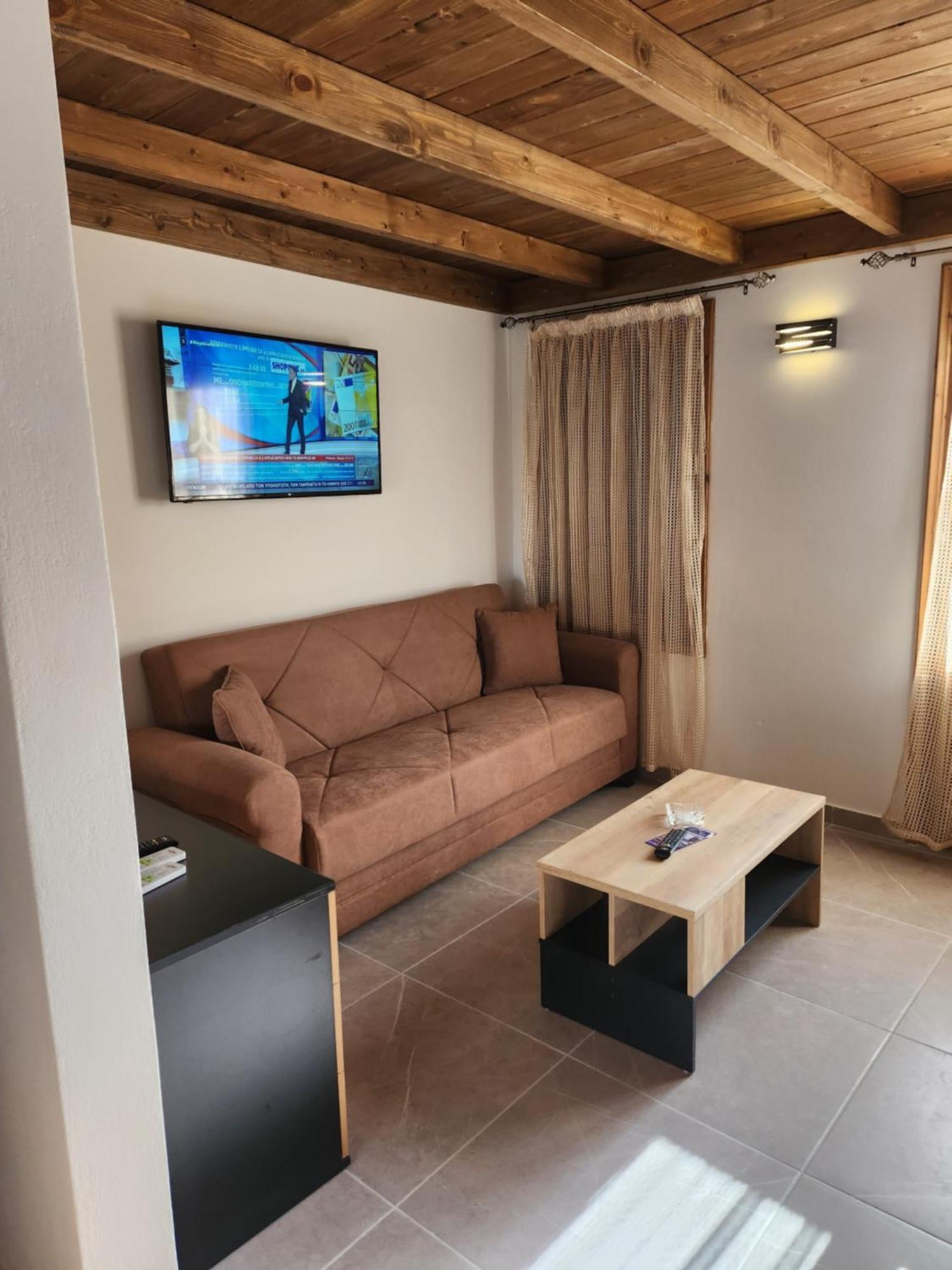 Kastello Apartment Megisti Luaran gambar